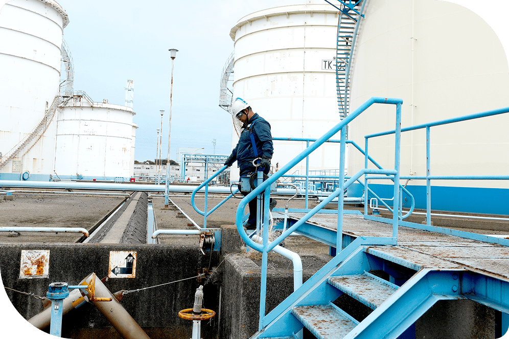 サンプル採取作業